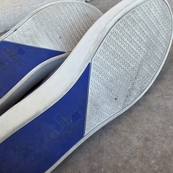 ROTHY'S The Chelsea Boot Women's
 Size: 7
 Casual High Top Sneaker Gray - Picture 9 of 10